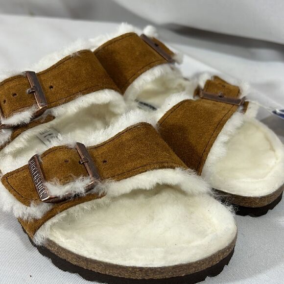 BIRKENSTOCK ARIZONA SHEARLING SANDALS NWT BROWN WHITE FUR - Picture 3 of 10